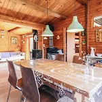 6 Person In Albaek-by Traum