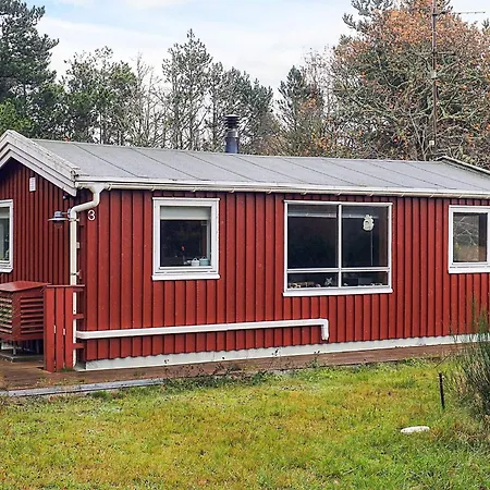 6 Person In Albaek-by Traum *