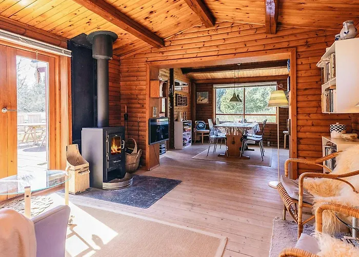 6 Person In Albaek-by Traum Aalbaek
